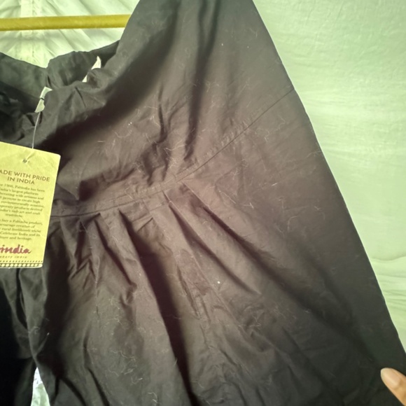 FabIndia new with tags black cotton pleated shalwar/ harem pants - Picture 4 of 5